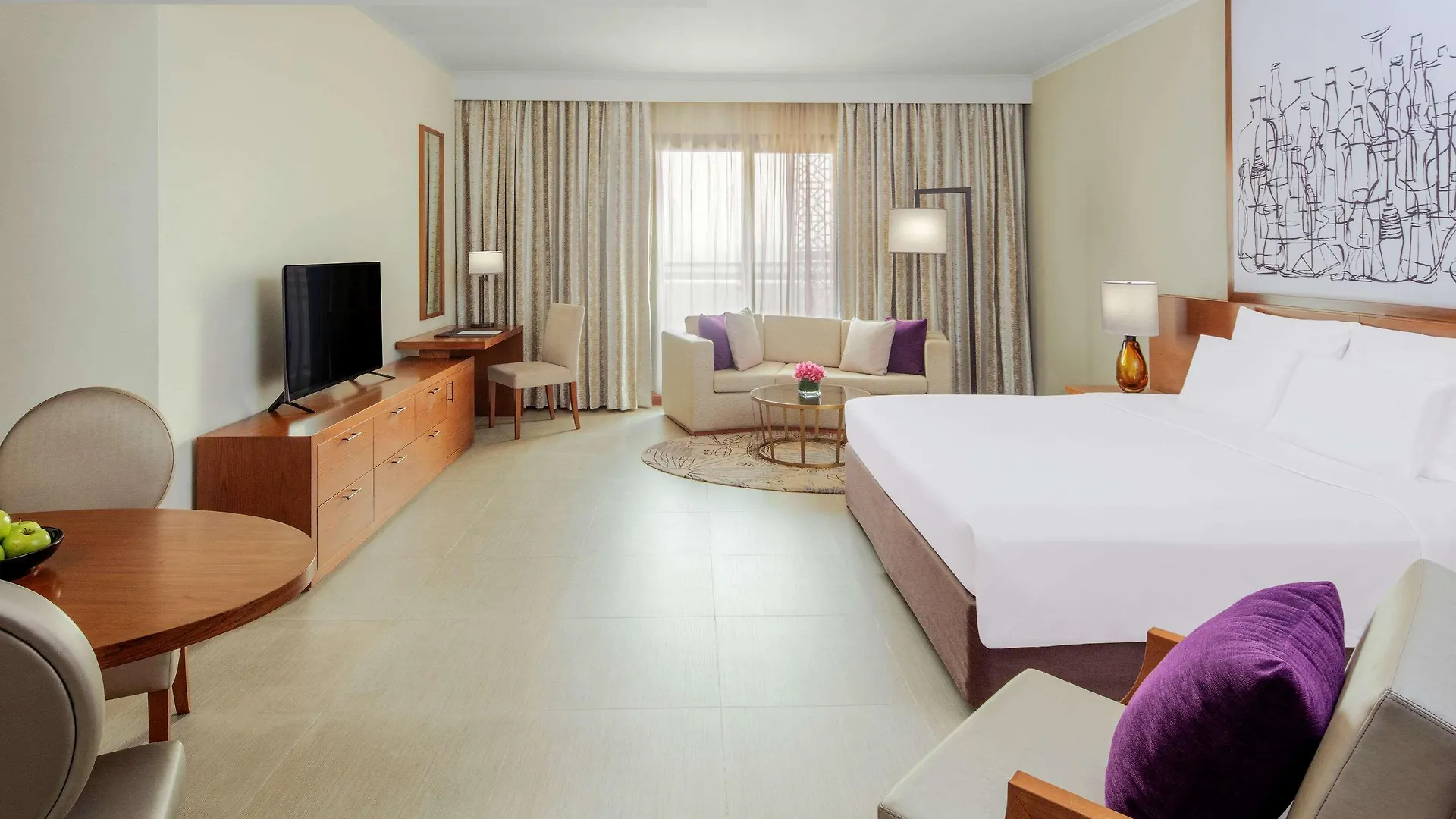 Pullman Dubai Creek City Centre Residences 5*,