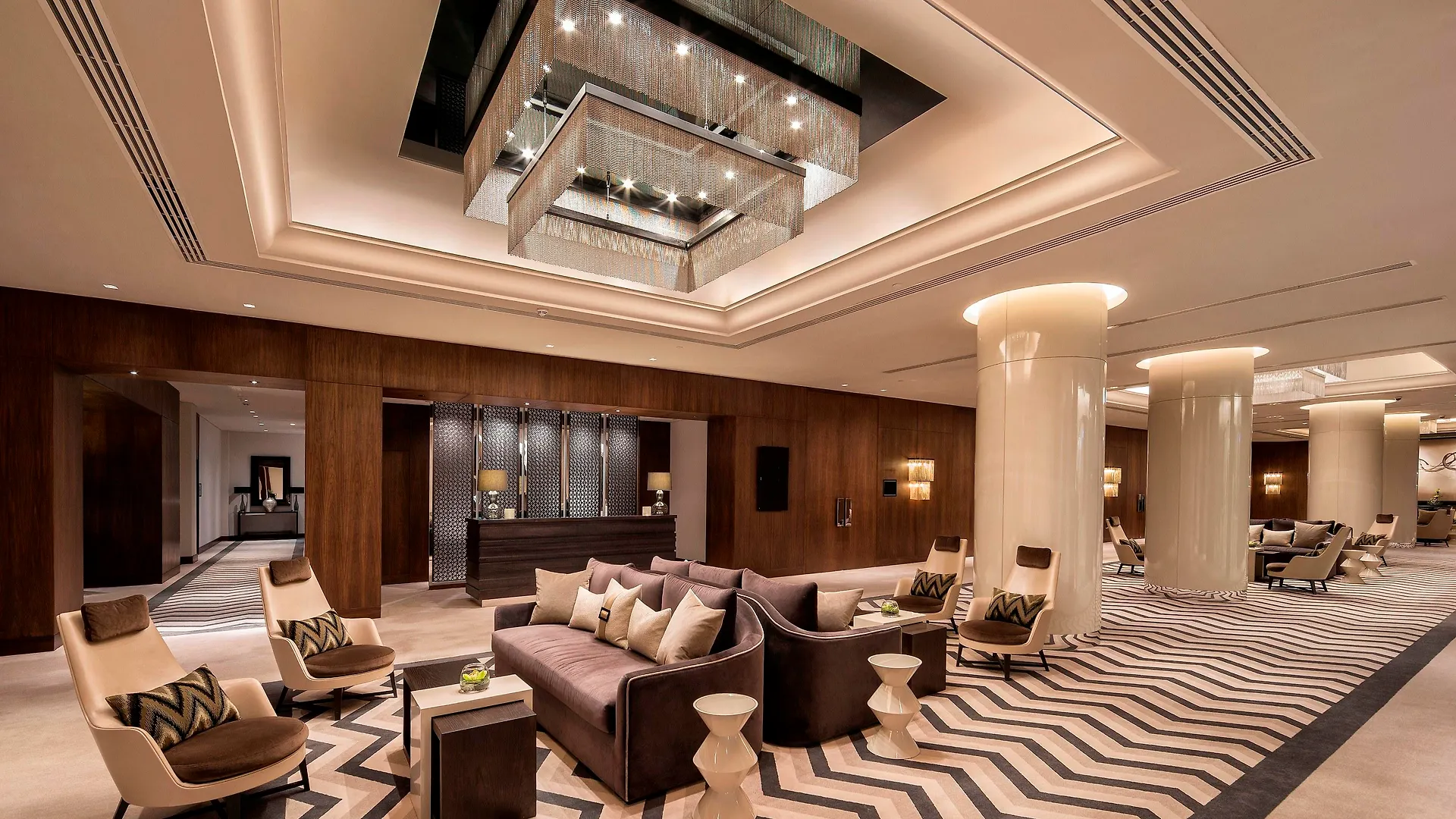 ***** Aparthotel Pullman Dubai Creek City Centre Residences Spojené arabské emiráty