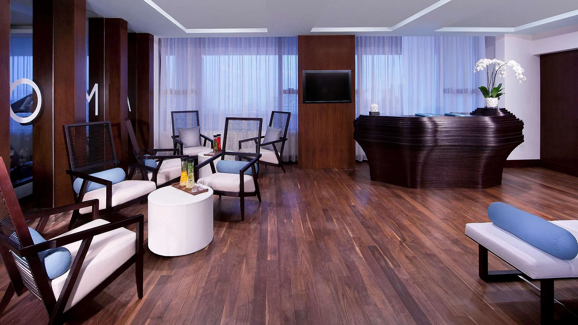 Aparthotel Pullman Dubai Creek City Centre Residences