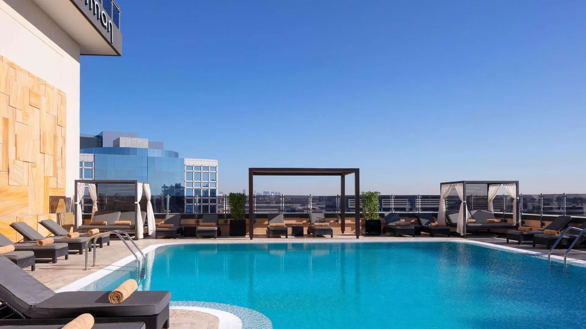 Aparthotel Pullman Dubai Creek City Centre Residences