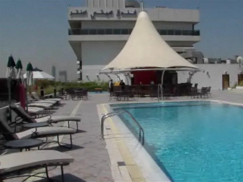 Aparthotel Pullman Dubai Creek City Centre Residences