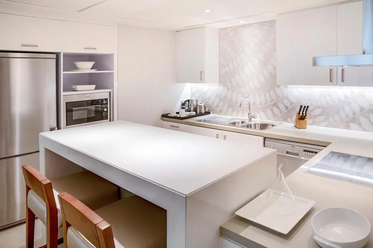 Aparthotel Pullman Dubai Creek City Centre Residences
