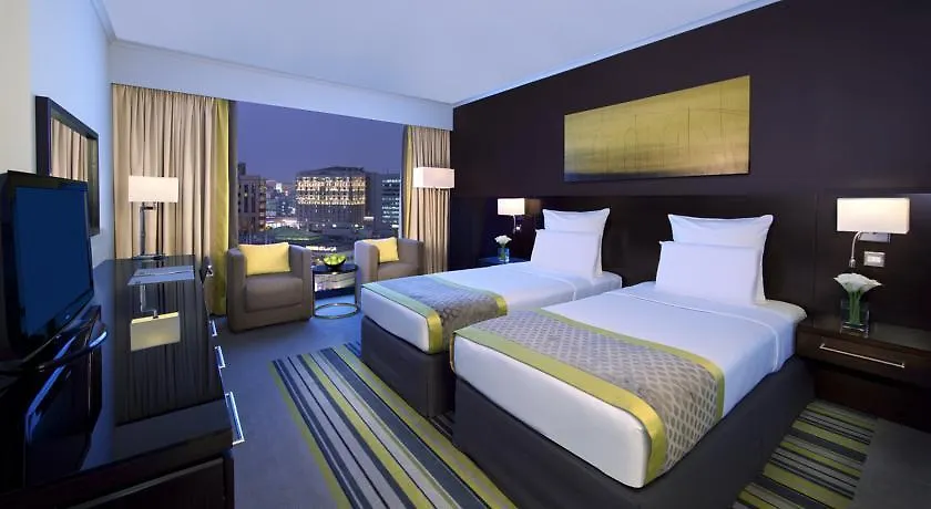 Pullman Dubai Creek City Centre Residences 5*,